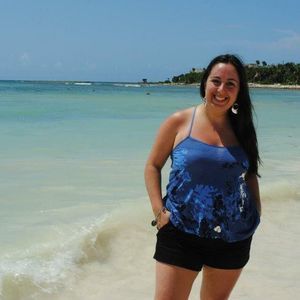 Meet your Posher, Daniela